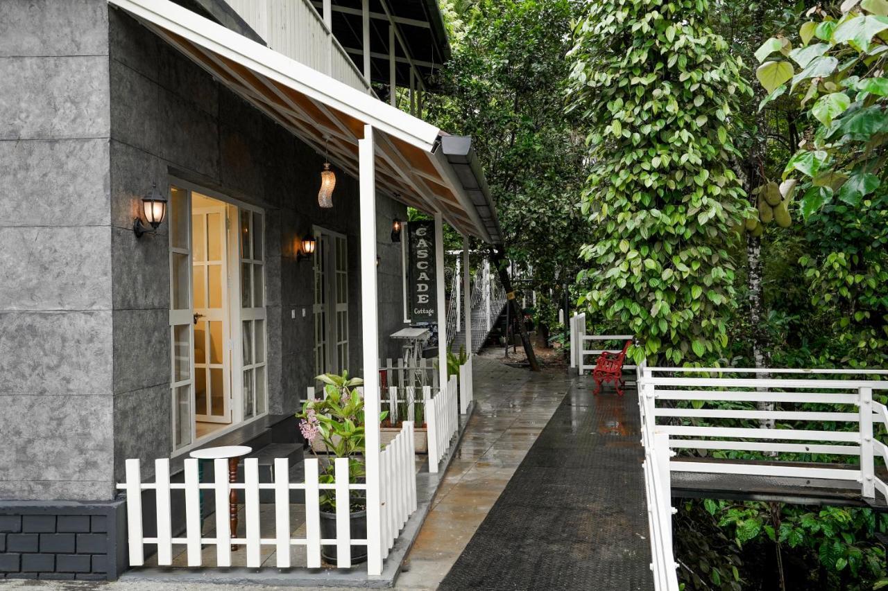 Iron Bridge Cove Villa Meppadi Bagian luar foto